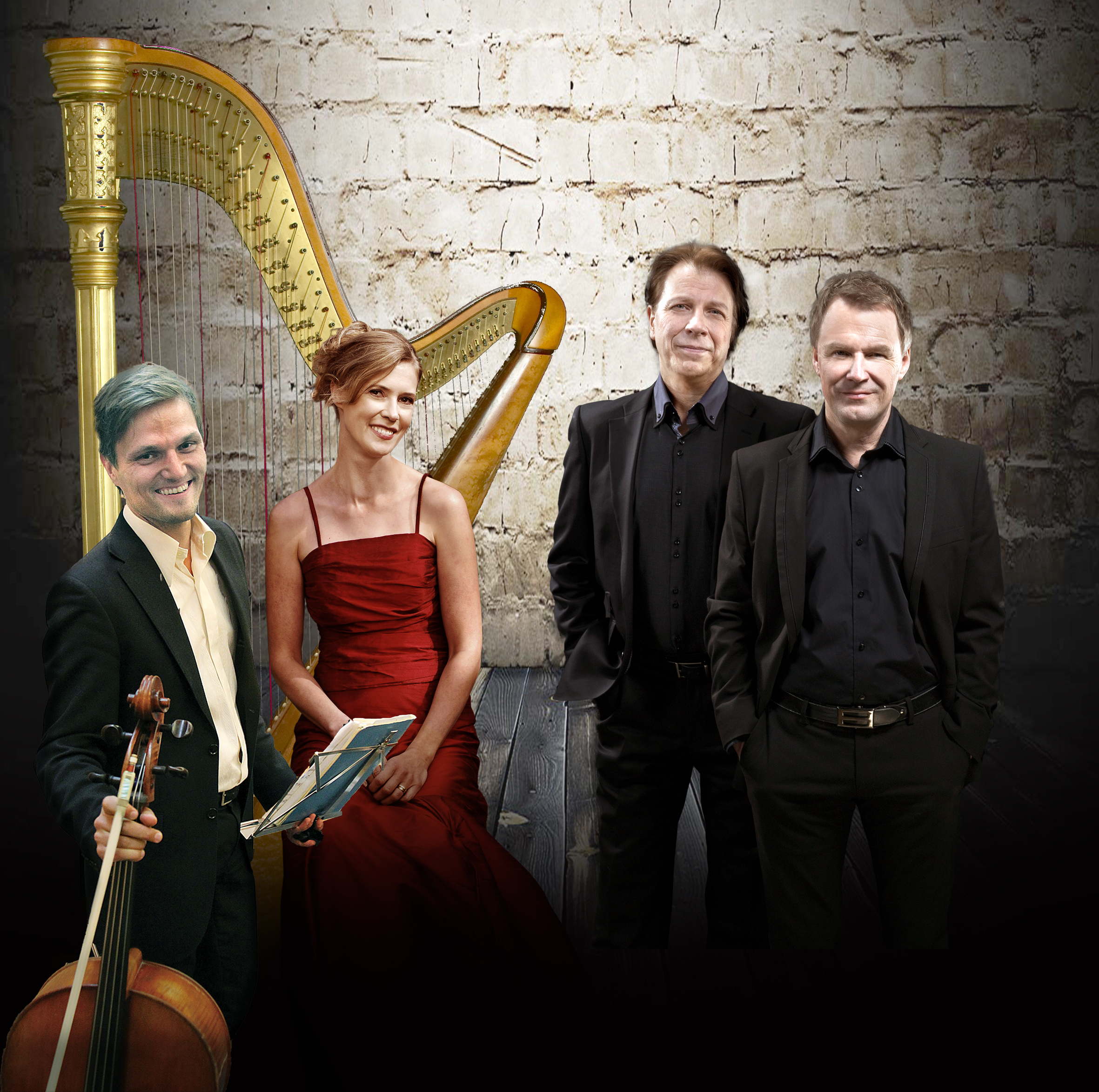 Tenorit Reijo Ikonen ja Lasse Riutamaa, Ulla-Stiina Ikonen (harppu ja kantele) sekä Mika Seppänen (sello) esiintyvät Kaunis synnyinmaa -konsertissa 3.7.